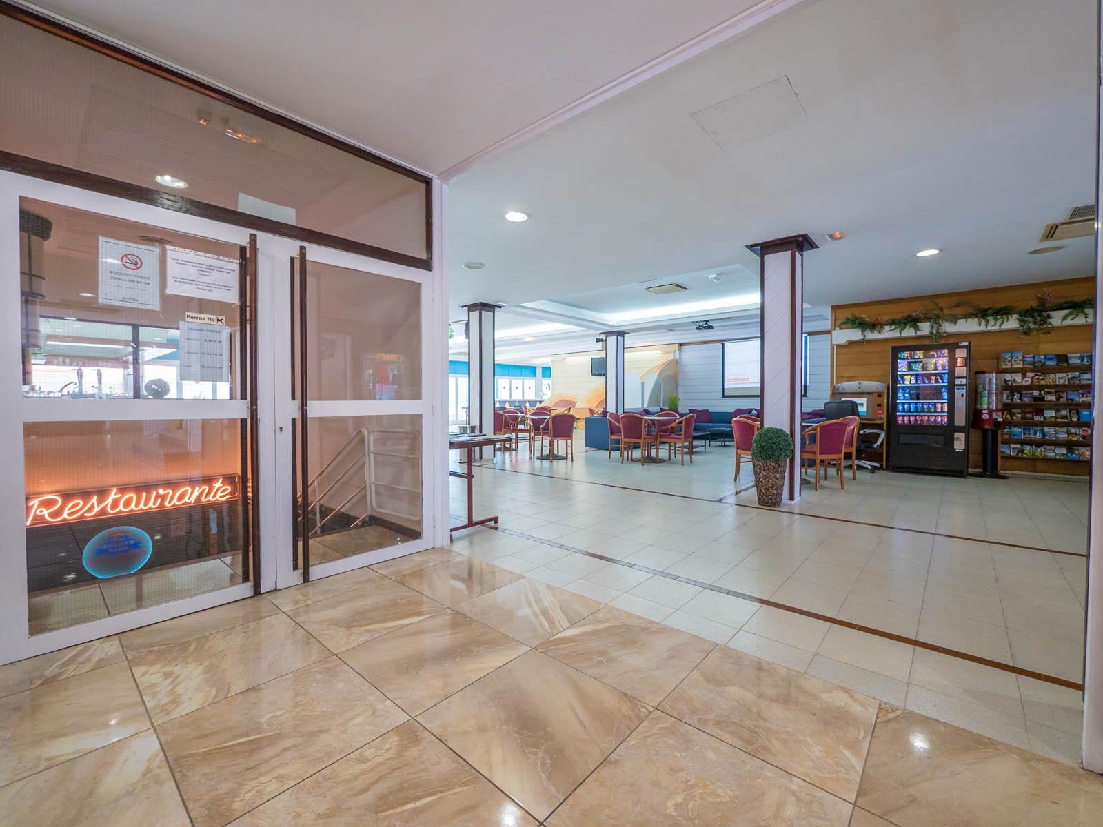Hotel Golden 3*