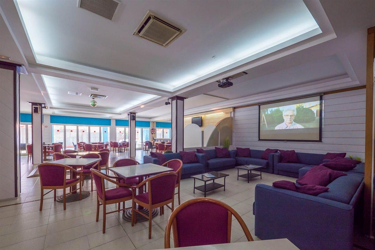 Golden Hotel